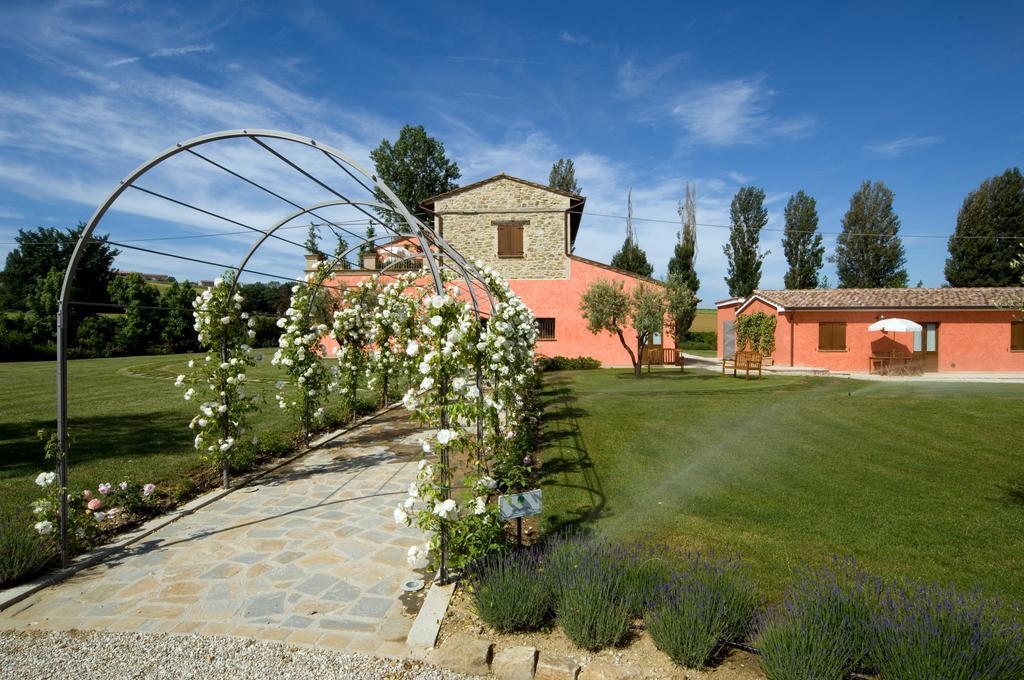 Agriturismo Casale Le Selvette Ripa Exterior photo