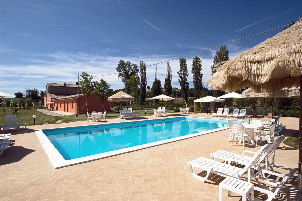 Agriturismo Casale Le Selvette Ripa Exterior photo